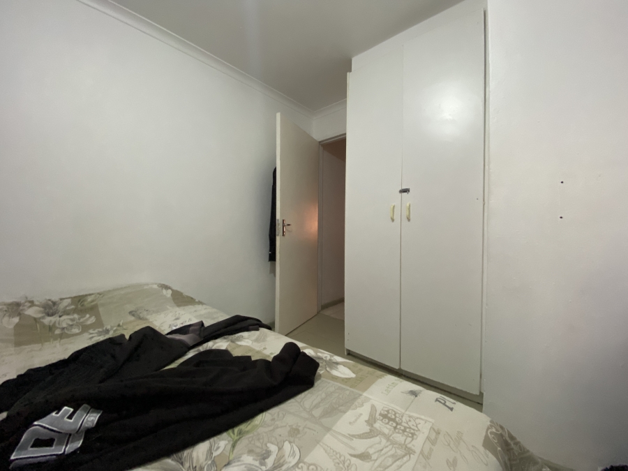 2 Bedroom Property for Sale in Fairfield Estate Western Cape